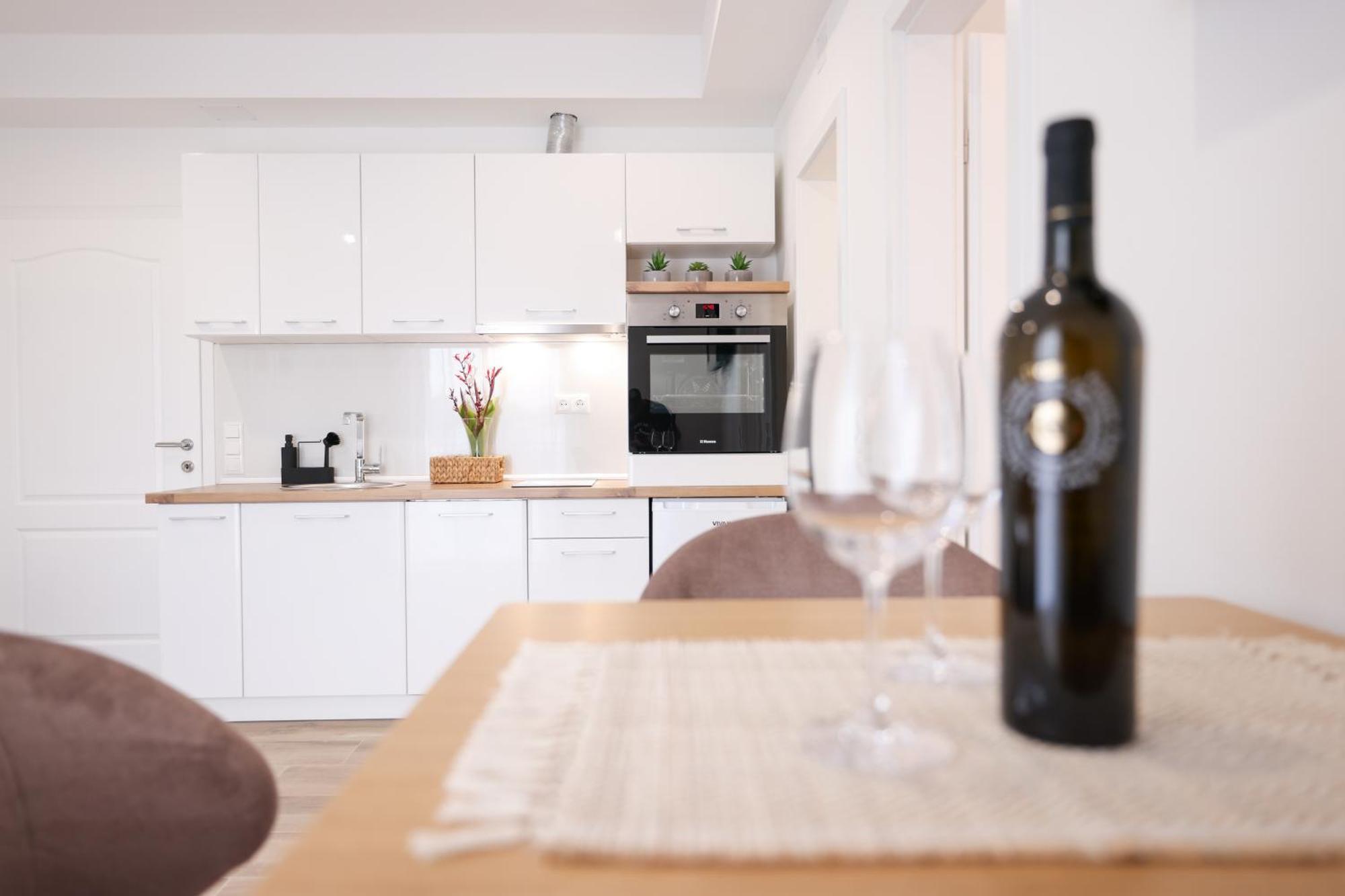 Duo Soles - Apartments With Private Parking Near Zadar Murvica  Dış mekan fotoğraf