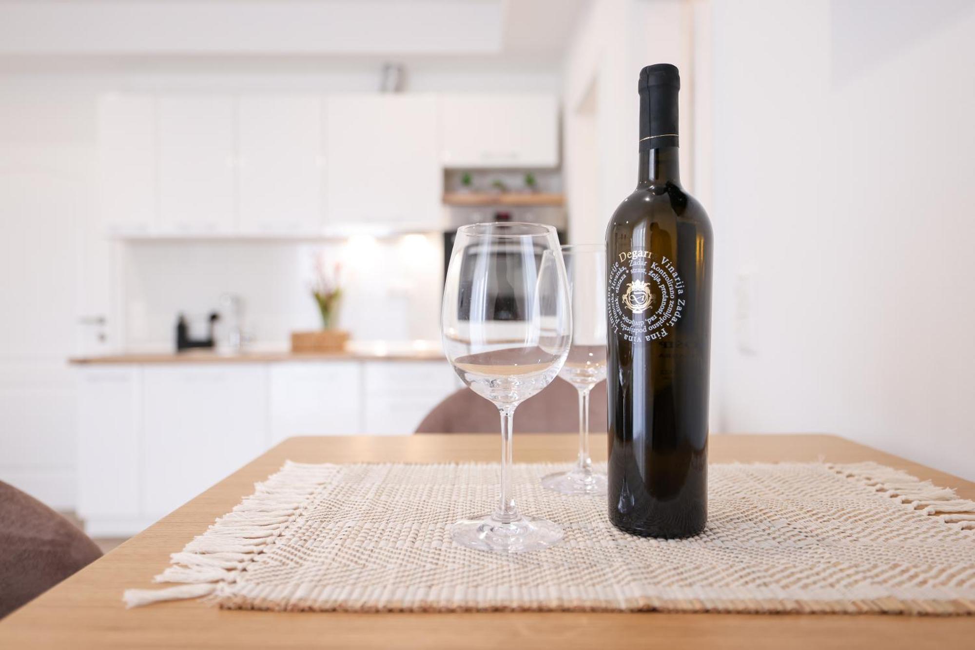 Duo Soles - Apartments With Private Parking Near Zadar Murvica  Dış mekan fotoğraf