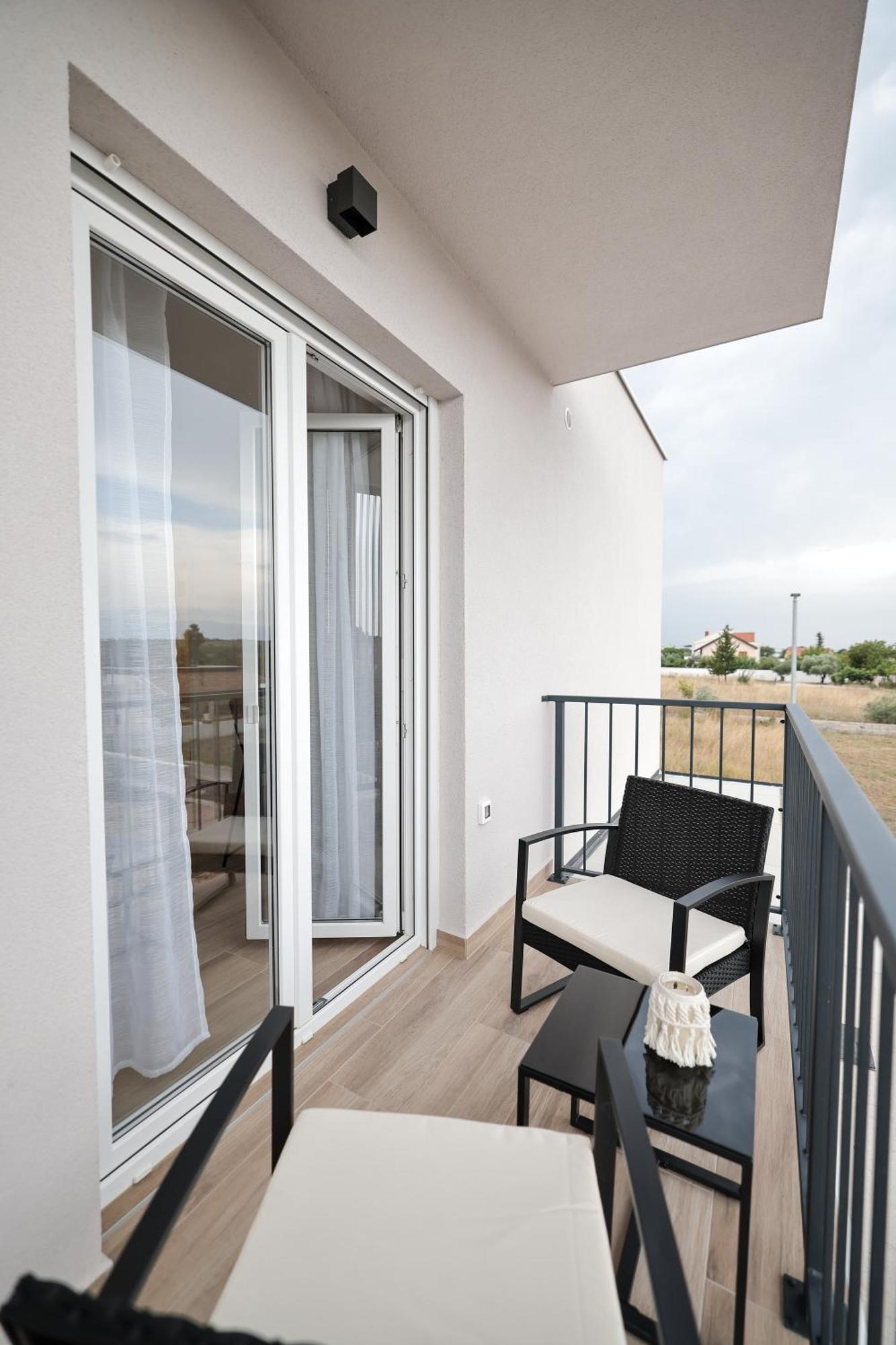 Duo Soles - Apartments With Private Parking Near Zadar Murvica  Dış mekan fotoğraf